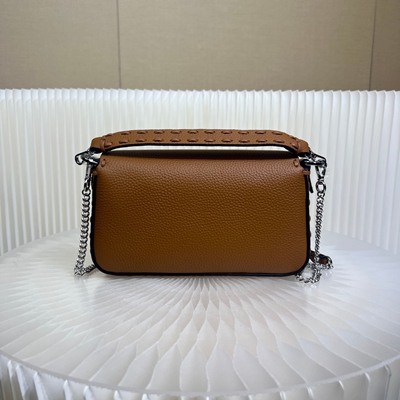 フェンディバッグ側面デザイン